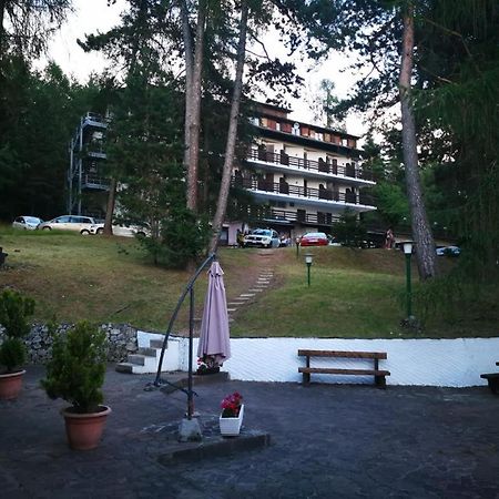 Royal Hotel Paolino Cavareno Zewnętrze zdjęcie