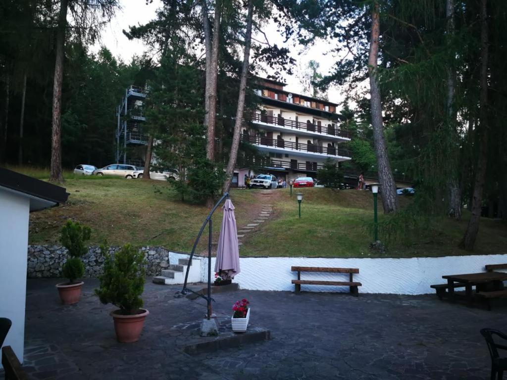 Royal Hotel Paolino Cavareno Zewnętrze zdjęcie