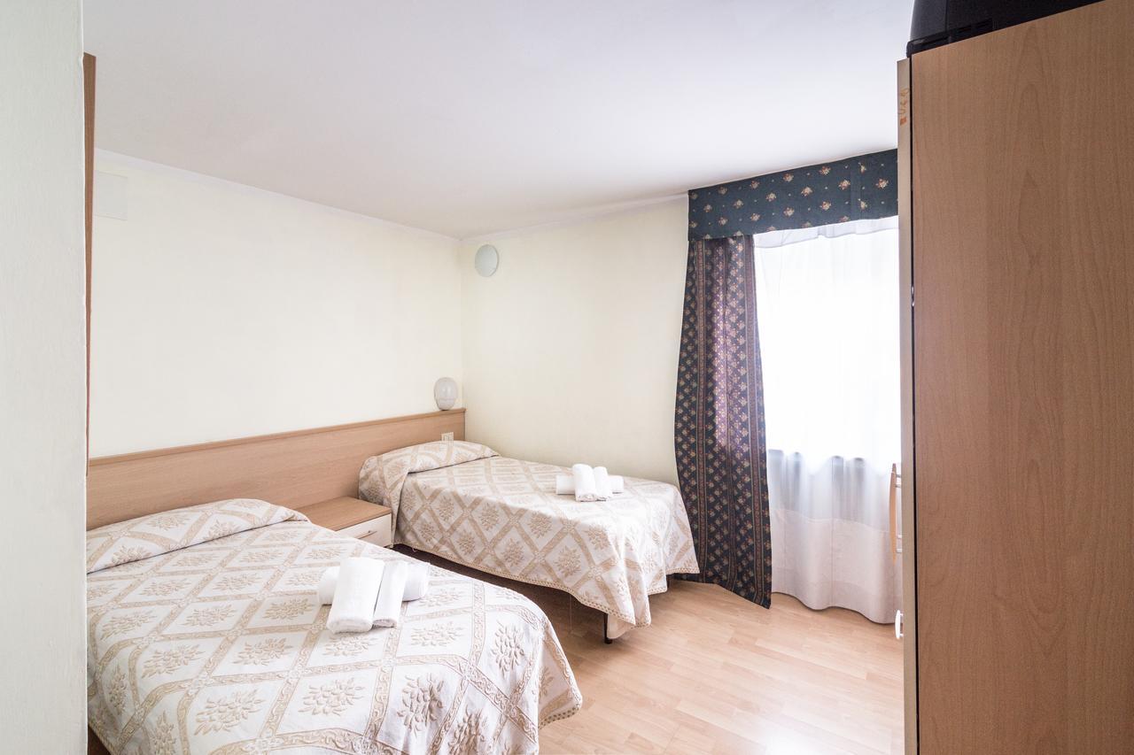 Royal Hotel Paolino Cavareno Zewnętrze zdjęcie